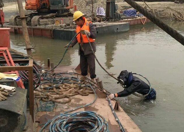 运河潜水封堵打捞